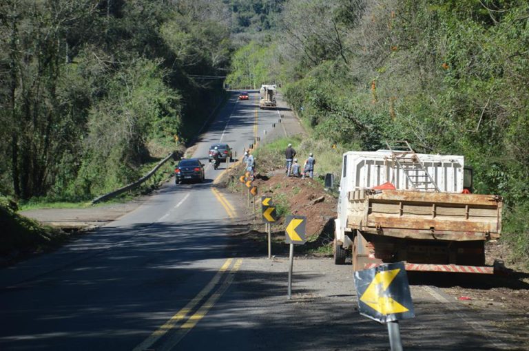 Empresa inicia recuperação do trecho entre Joaçaba e Lacerdópolis que desmoronou em janeiro