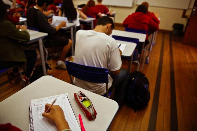 Novas escolas com ensino médio integral em Santa Catarina serão definidas até o fim desta semana