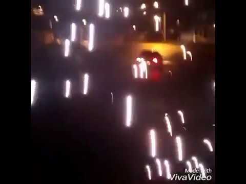 Vídeo mostra colisão de carro em poste no centro de Machadinho