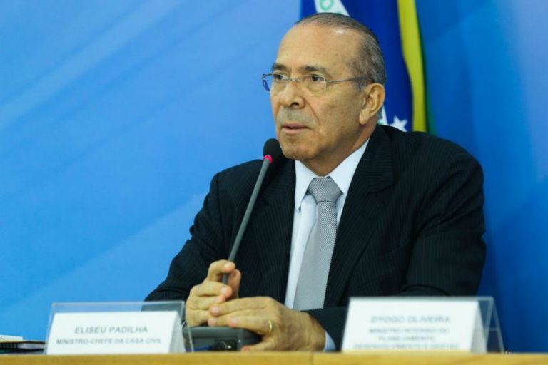 Ministro Eliseu Padilha pede licença do governo para cirurgia