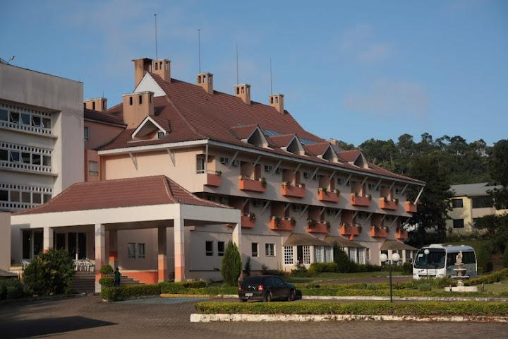 Hotel alvo de assaltantes divulga nota sobre crime ocorrido em Piratuba