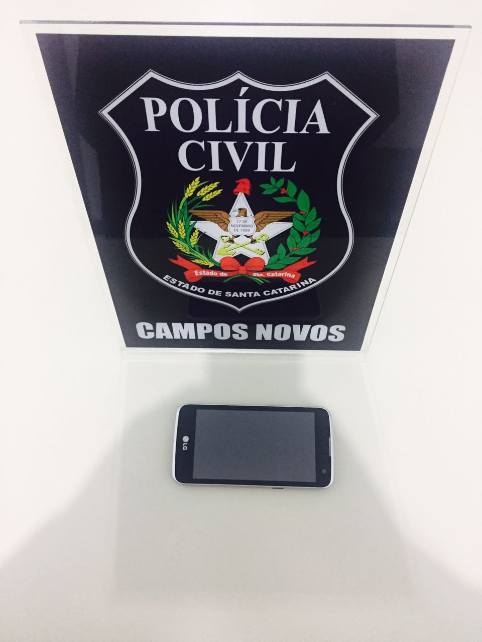 Polícia Civil recupera aparelho celular furtado de imobiliária em ... - Michel Teixeira