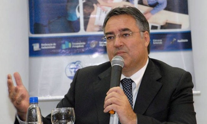 Raimundo Colombo comenta decisão  da Justiça de arquivar delação da JBS