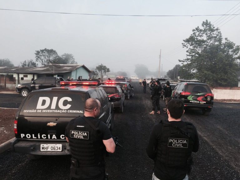 Policiais civis de Joaçaba e Campos Novos participam de operação que cumpriu 65 mandados de prisão
