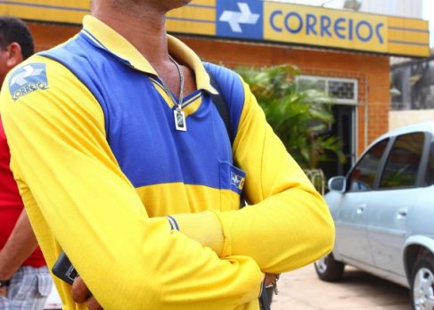 Funcionários dos Correios de Santa Catarina entram em greve por tempo indeterminado