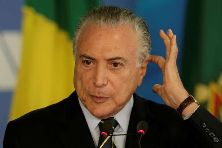 Com afastamento do PSDB, Temer articula frente partidária para corrida ao Planalto