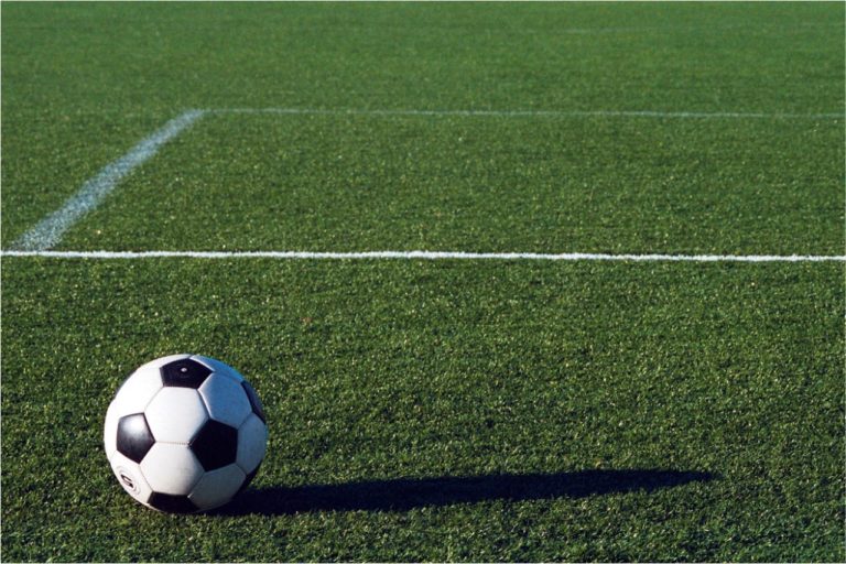 Saúde regulamenta competições de futebol no Estado