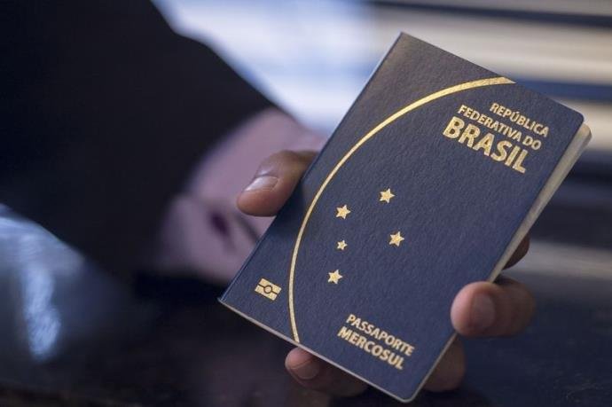 Cartórios poderão emitir carteiras de identidade e passaportes