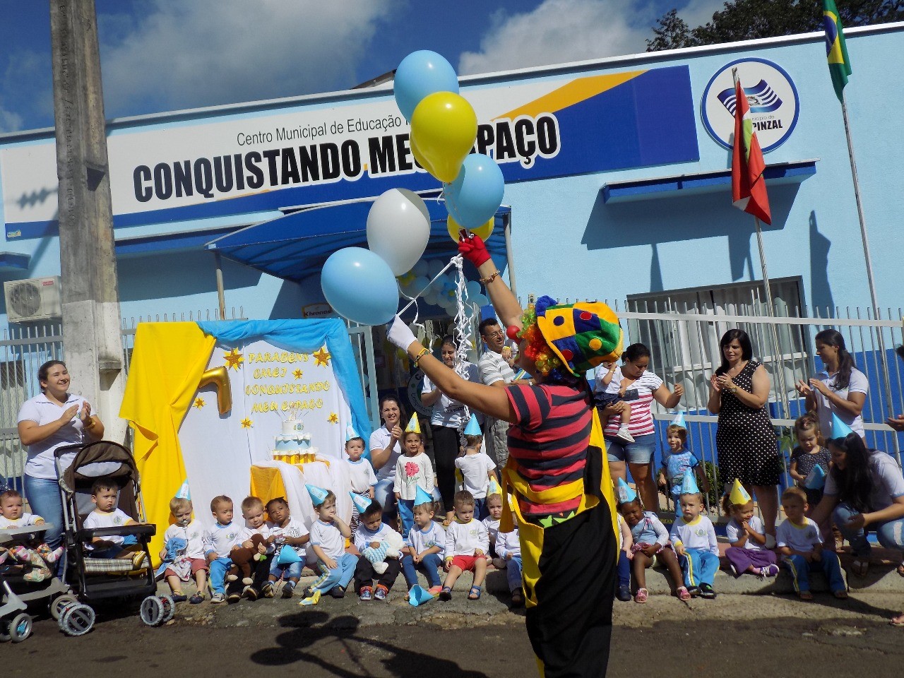 Centro municipal de educação infantil Conquistando Meu Espaço comemora ...