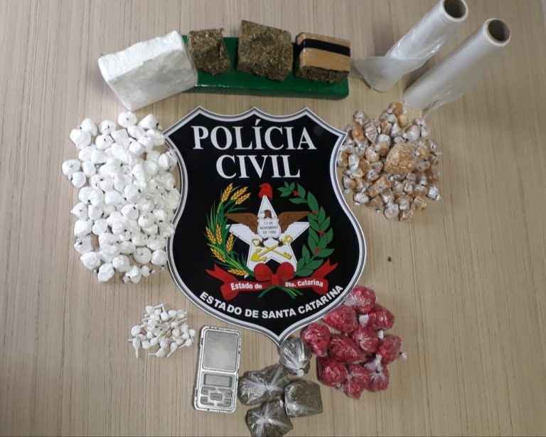 Polícia Civil apreende mil comprimidos de ecstasy, maconha, crack e cocaína em Joaçaba