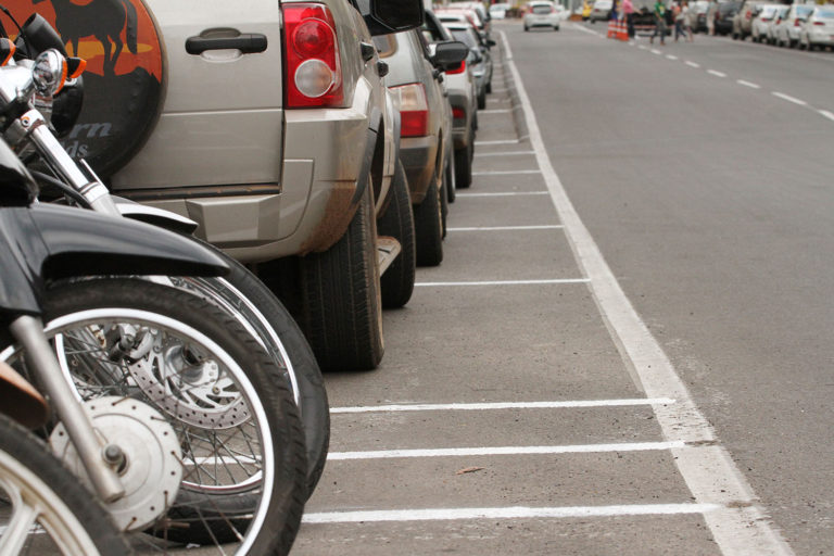 Prefeitura afirma que fiscalização do estacionamento rotativo será reforçada em Joaçaba