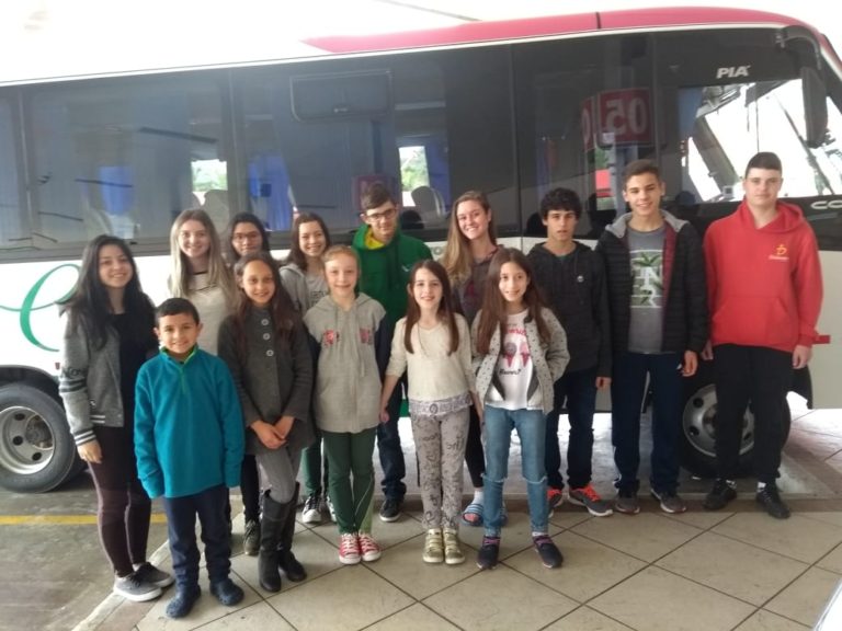 Enxadristas da região embarcam para o Campeonato Brasileiro Escolar de Xadrez em MG