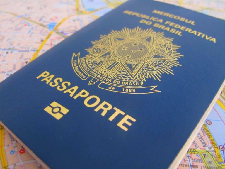 Polícia Federal retoma emissão de passaportes