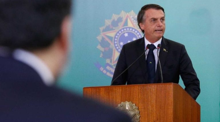 Bolsonaro diz que não haverá privilégio em distribuição de verba publicitária