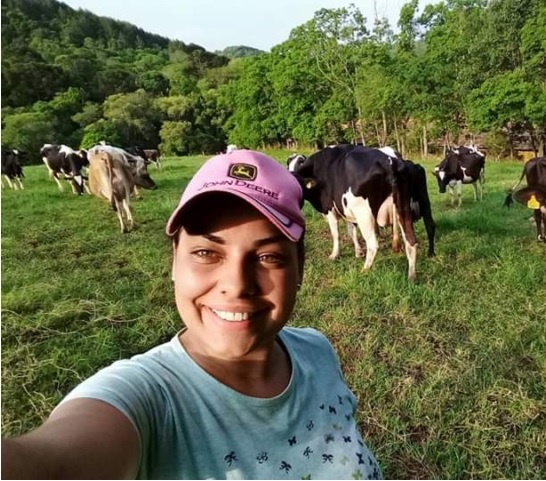 Veja como a pecuária leiteira ajudou produtora de Peritiba a combater a depressão
