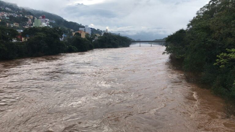 Chuvas tem causado atraso em serviços no município de Ouro
