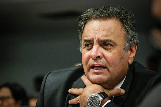 Juiz determina bloqueio de até R$ 128 milhões de Aécio Neves