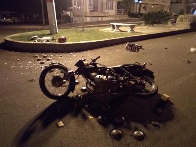 Jovem de 20 anos morre em acidente de motocicleta no centro de Machadinho
