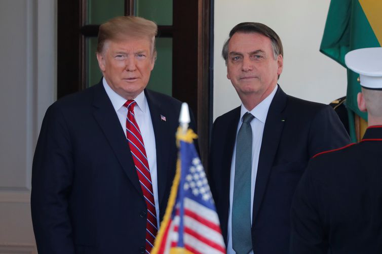 Trump confirma encontro com Bolsonaro neste sábado na Flórida