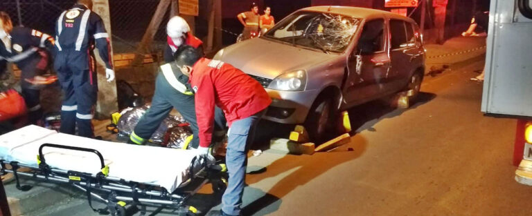 Carro com placas de Piratuba se envolve em acidente com moto em Concórdia