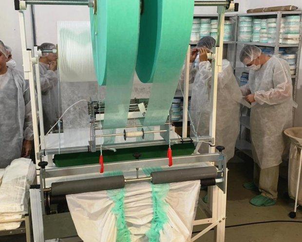 Detentos fabricam fraldas geriátricas para pacientes de hospital em SC