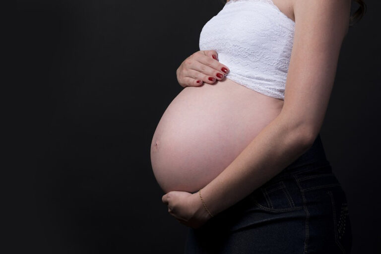 Conselho Federal de Medicina inclui grávidas na lista de exceções de quem pode recusar atendimento médico