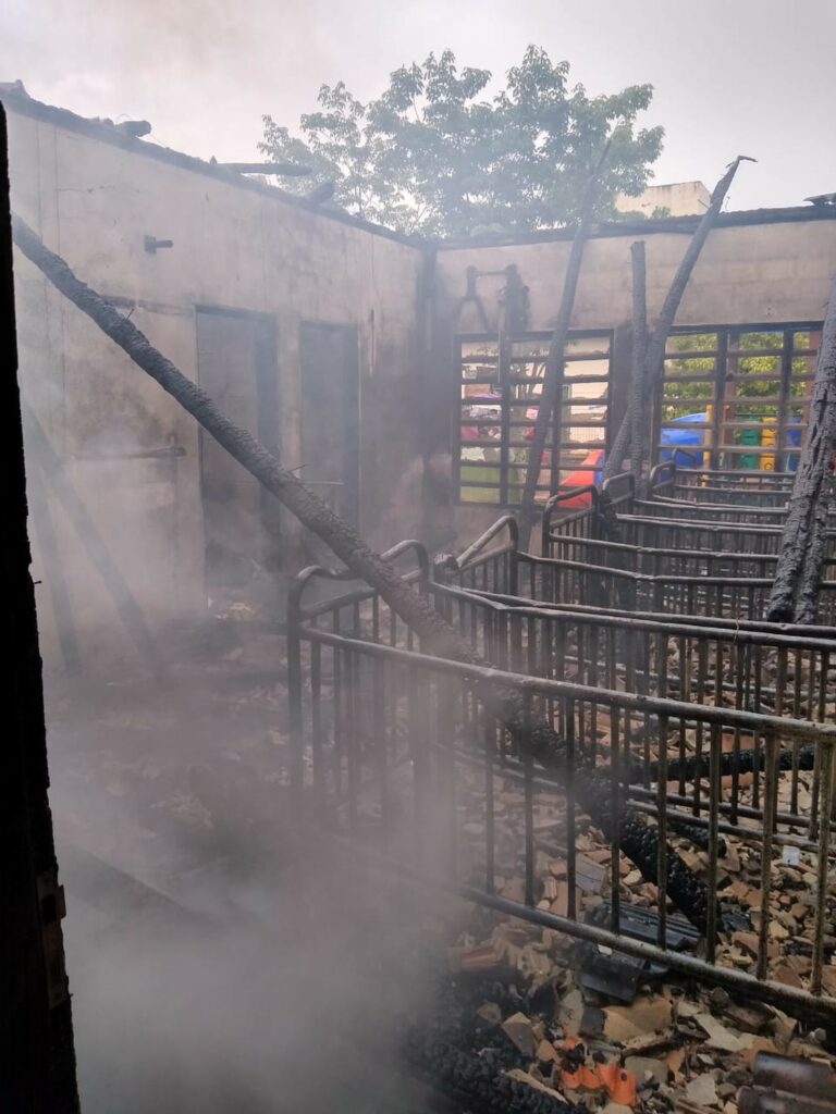Creche é destruída por incêndio, em SC