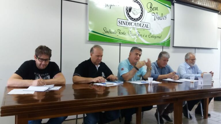 Presidente da FATIAESC se reúne em Capinzal com representantes dos sindicatos filiados