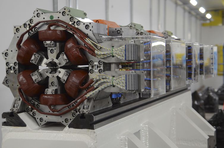 Novo acelerador de partículas brasileiro gera primeiras imagens
