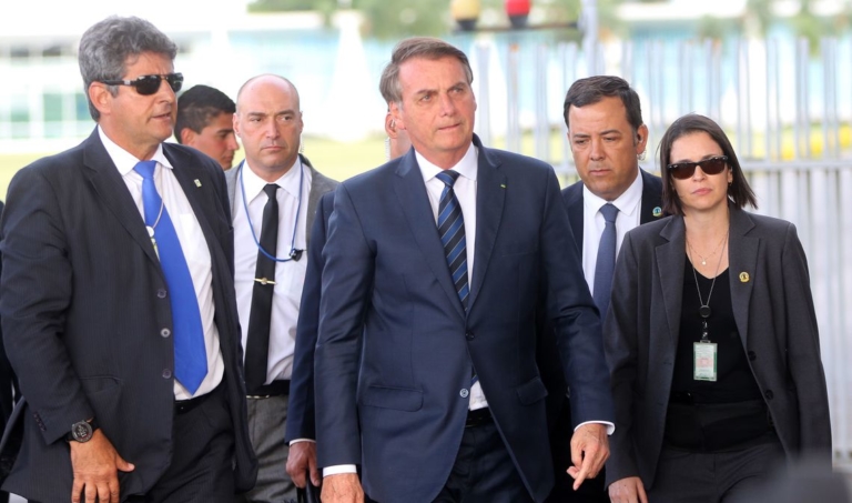 Bolsonaro: “Não sou contra o canabidiol para tratamentos”