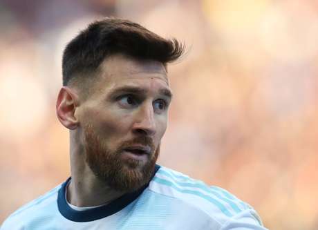 Messi doa 1 milhão de euros para luta contra pandemia