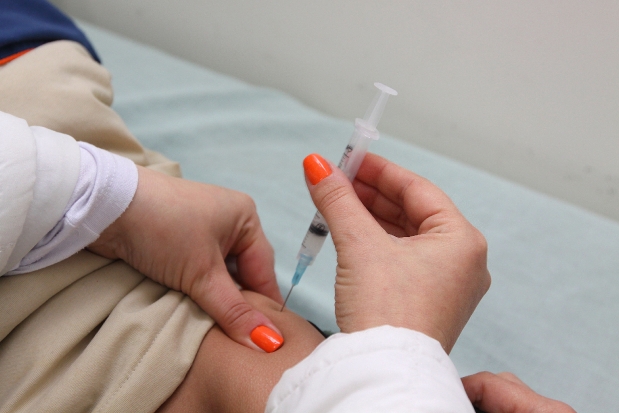 Santa Catarina oferta vacina meningocócica ACWY nos postos de saúde
