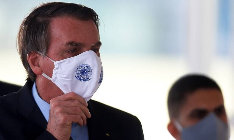 Bolsonaro diz que Brasil pode sair da OMS