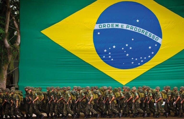Ratinho sugere intervenção militar para ‘consertar’ o Brasil
