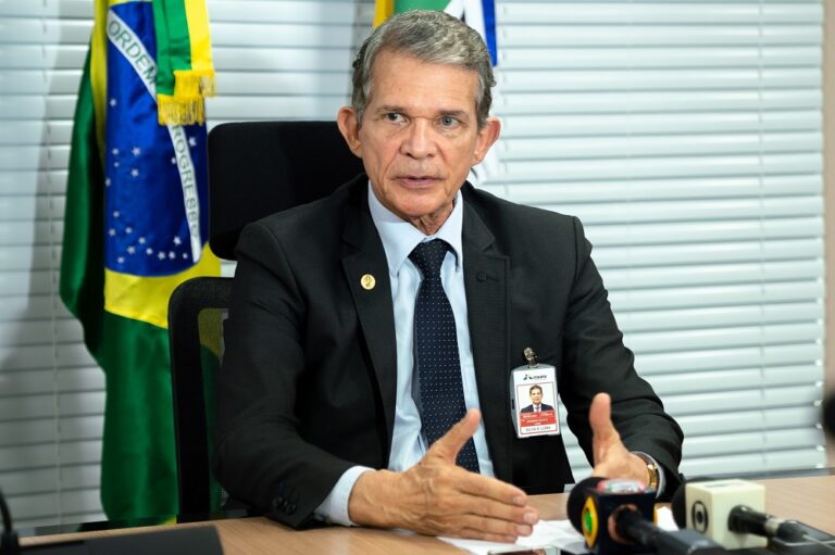 Após revolucionar Itaipu, general Joaquim Silva e Luna é o novo presidente da Petrobras