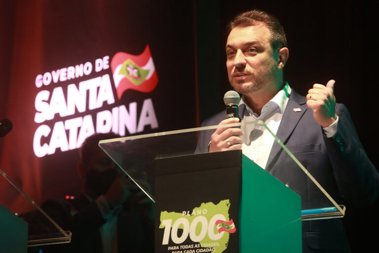 Plano 1000: governador de SC anuncia investimento de R$ 7,3 bilhões para os municípios