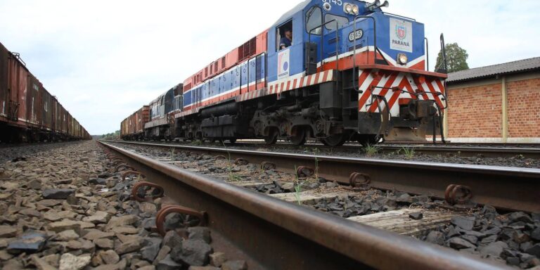Governo Federal assina contrato que autoriza construção de ferrovia entre Chapecó e Cascavel