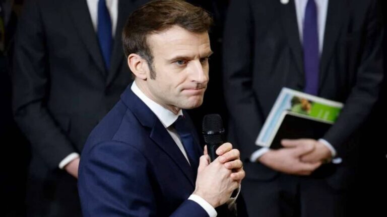 “Vai durar”, diz Macron sobre conflito entre Rússia e Ucrânia