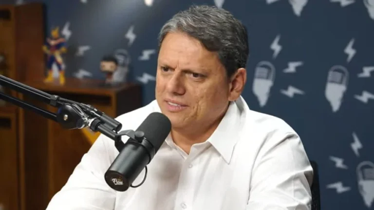 Tarcísio de Freitas é o preferido de eleitores da direita para eleições presidenciais de 2026, diz pesquisa