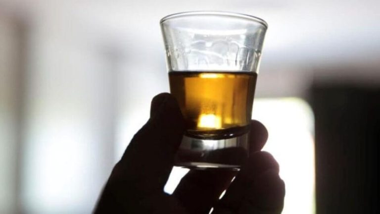 Prefeitura de Chapecó proíbe consumo de bebidas alcoólicas durante a madrugada